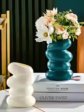 Nordic Spiral Flower Vase